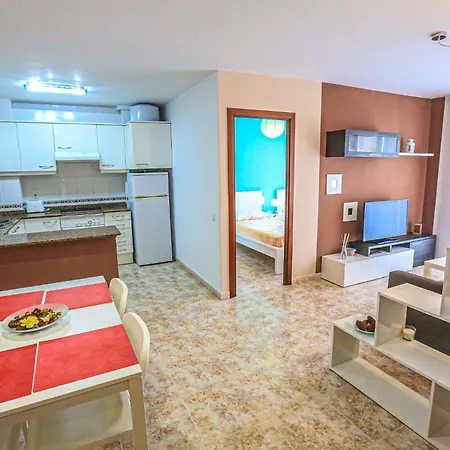 Living Park Salou - Only Families Appartement Buitenkant foto